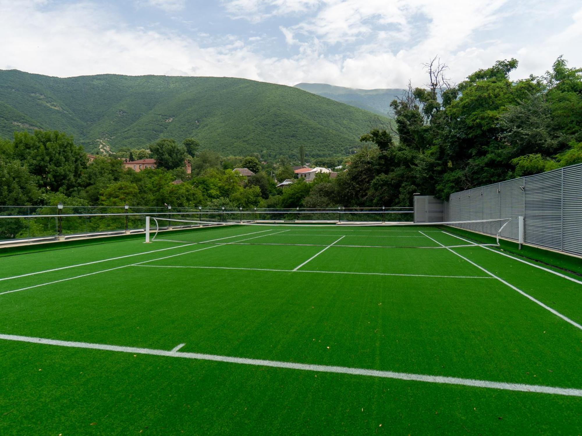 Отель Palace 4*